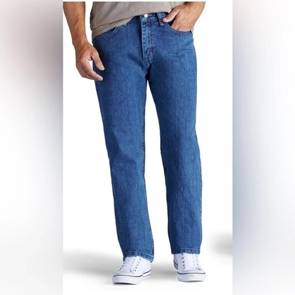 Lee Newman men’s Jean Relaxed Fit Straight Leg size 42x32.